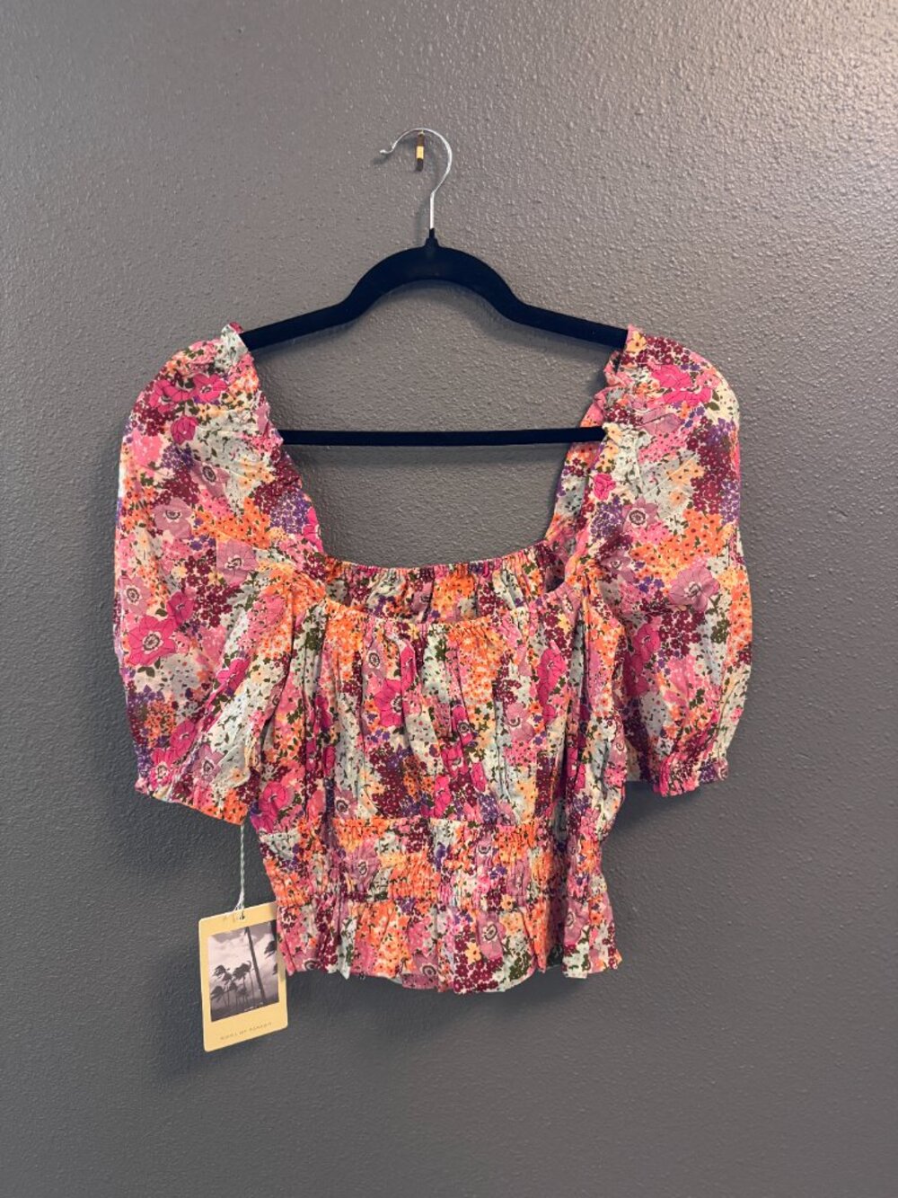 Birds of Paradis by Trovata Alize Smocked Floral Top - Picture 3 of 3